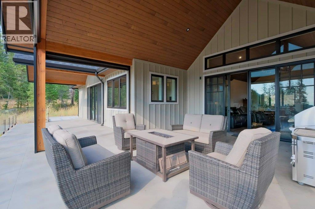 7839 Falcon Ridge Crescent, Kelowna, BC - Outdoor With Deck Patio Veranda With Exterior