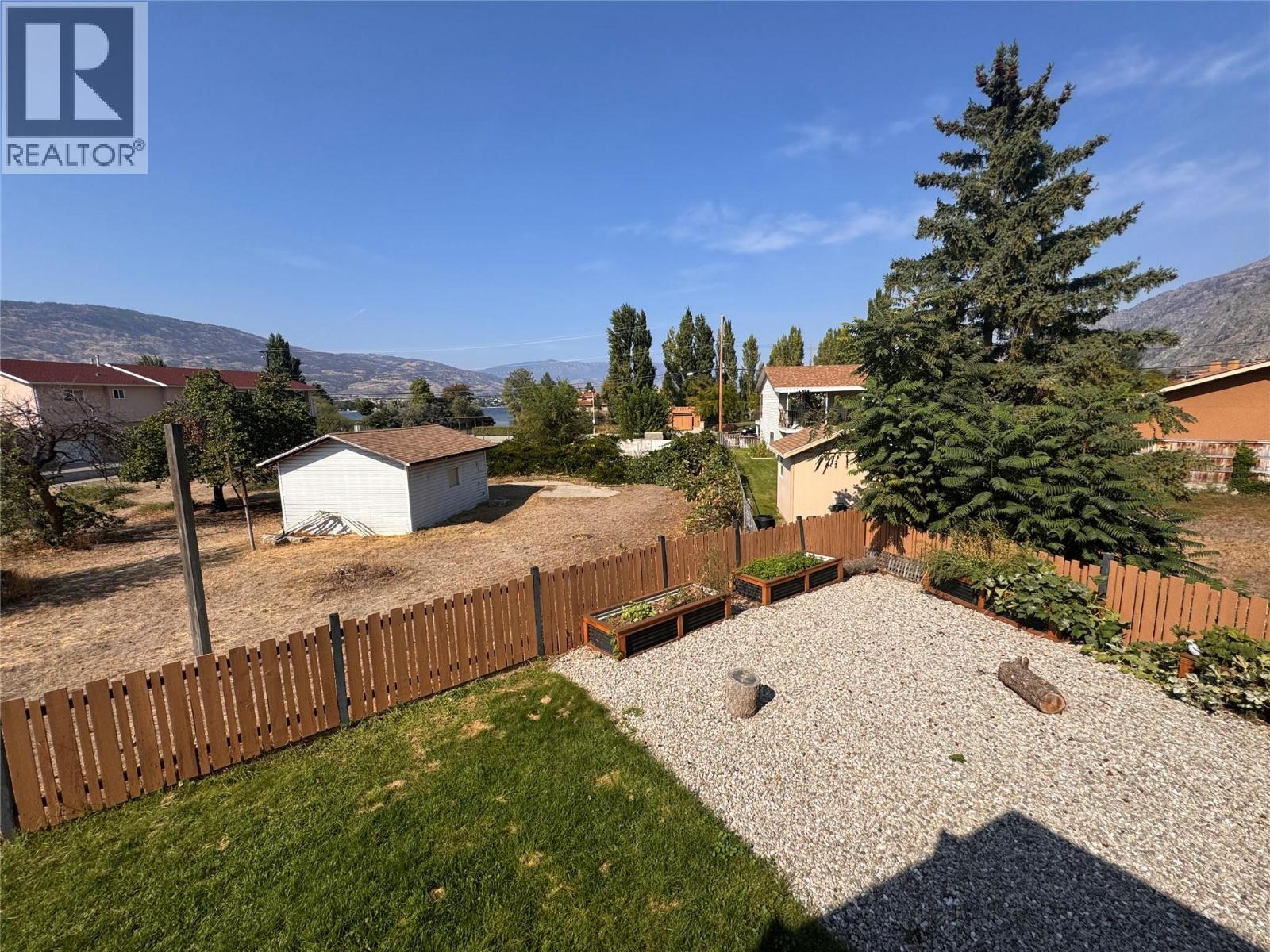 7 Birch Court, Osoyoos, BC - Outdoor