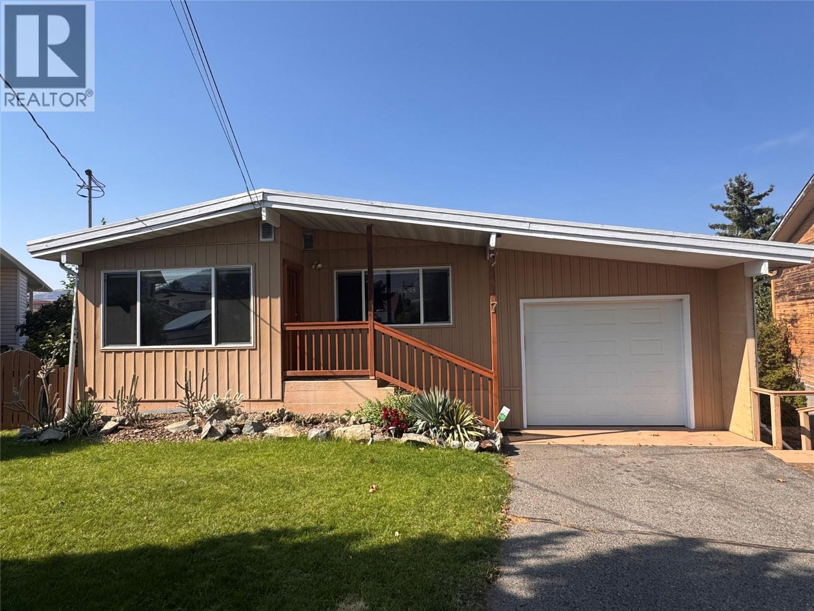 7 Birch Court, Osoyoos, BC - Outdoor With Deck Patio Veranda With Exterior