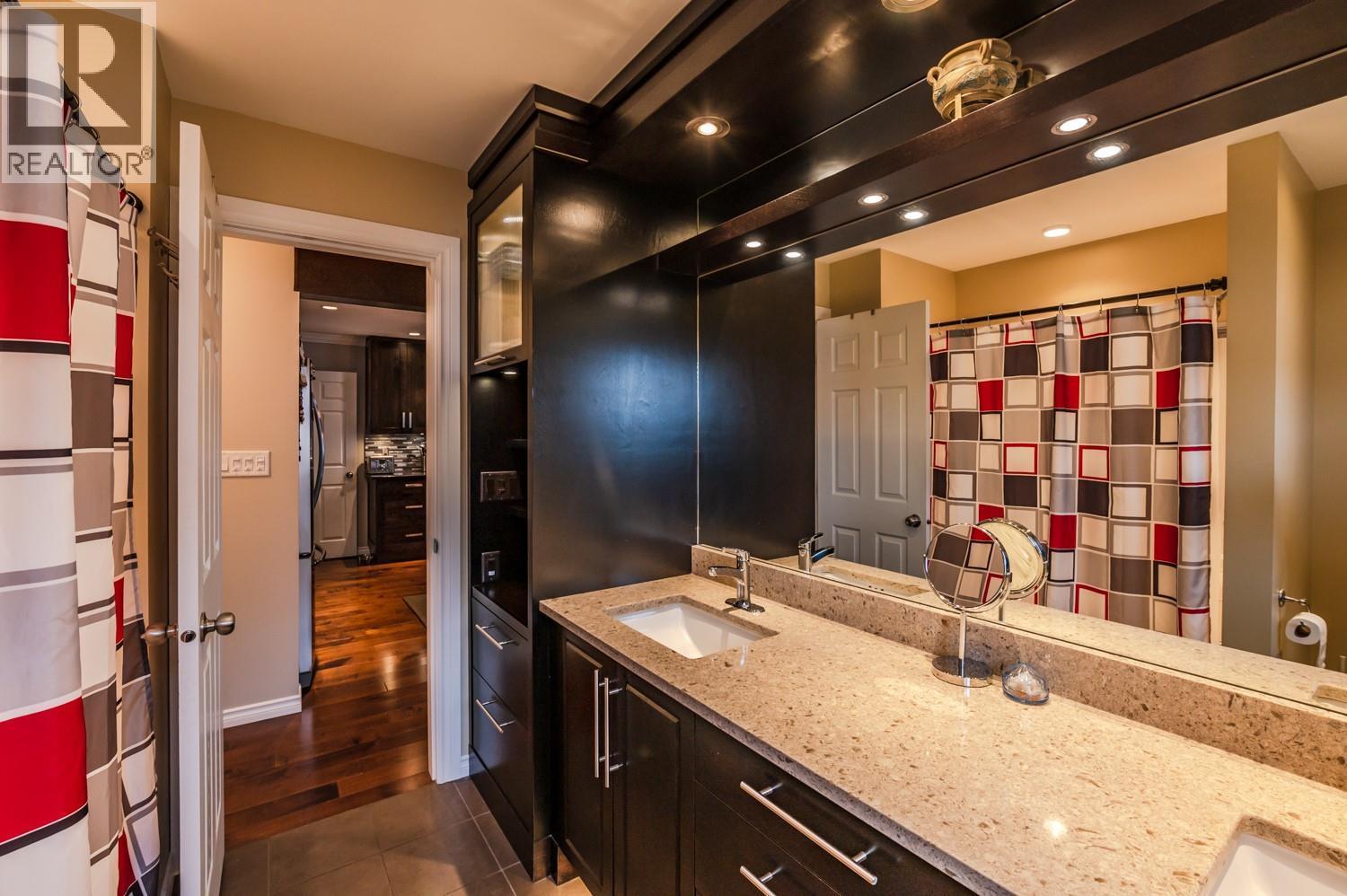 7 Birch Court, Osoyoos, BC - Indoor