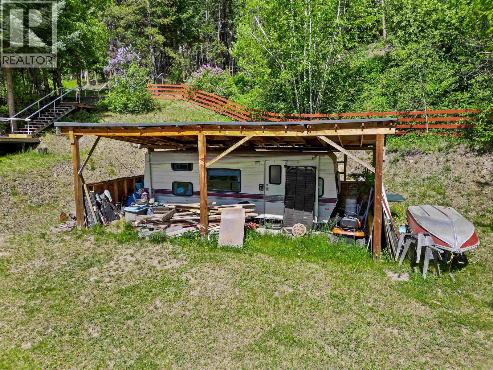 7267 Summit Road, Canim Lake, BC - Outdoor