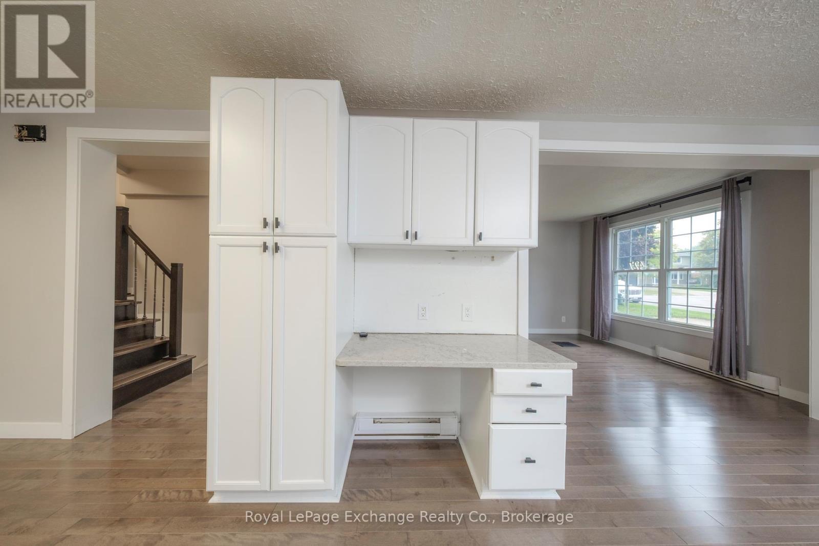 427 Highland Drive, Kincardine, ON - Indoor Photo Showing Other Room