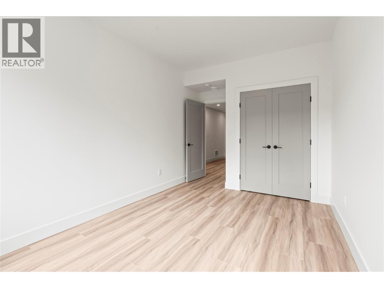 6997 Manning Place, Vernon, BC - Indoor Photo Showing Other Room