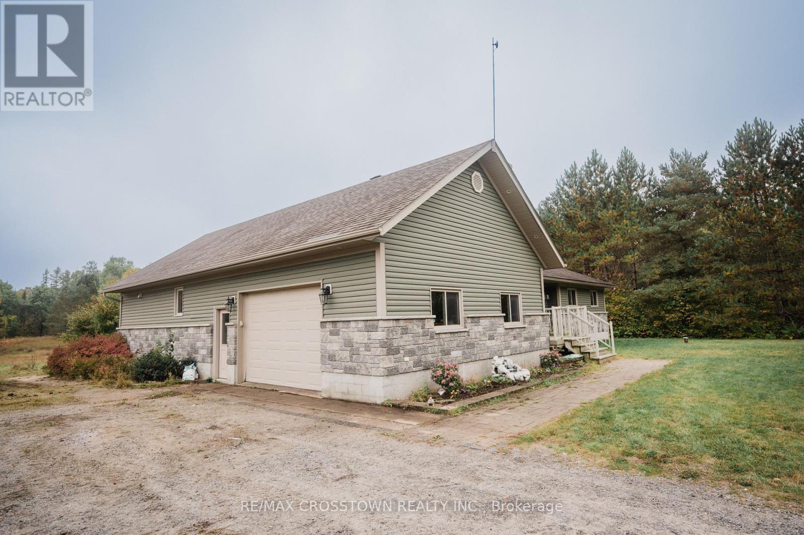 15 Machar/Strong Boundary Road, Strong, ON - Outdoor