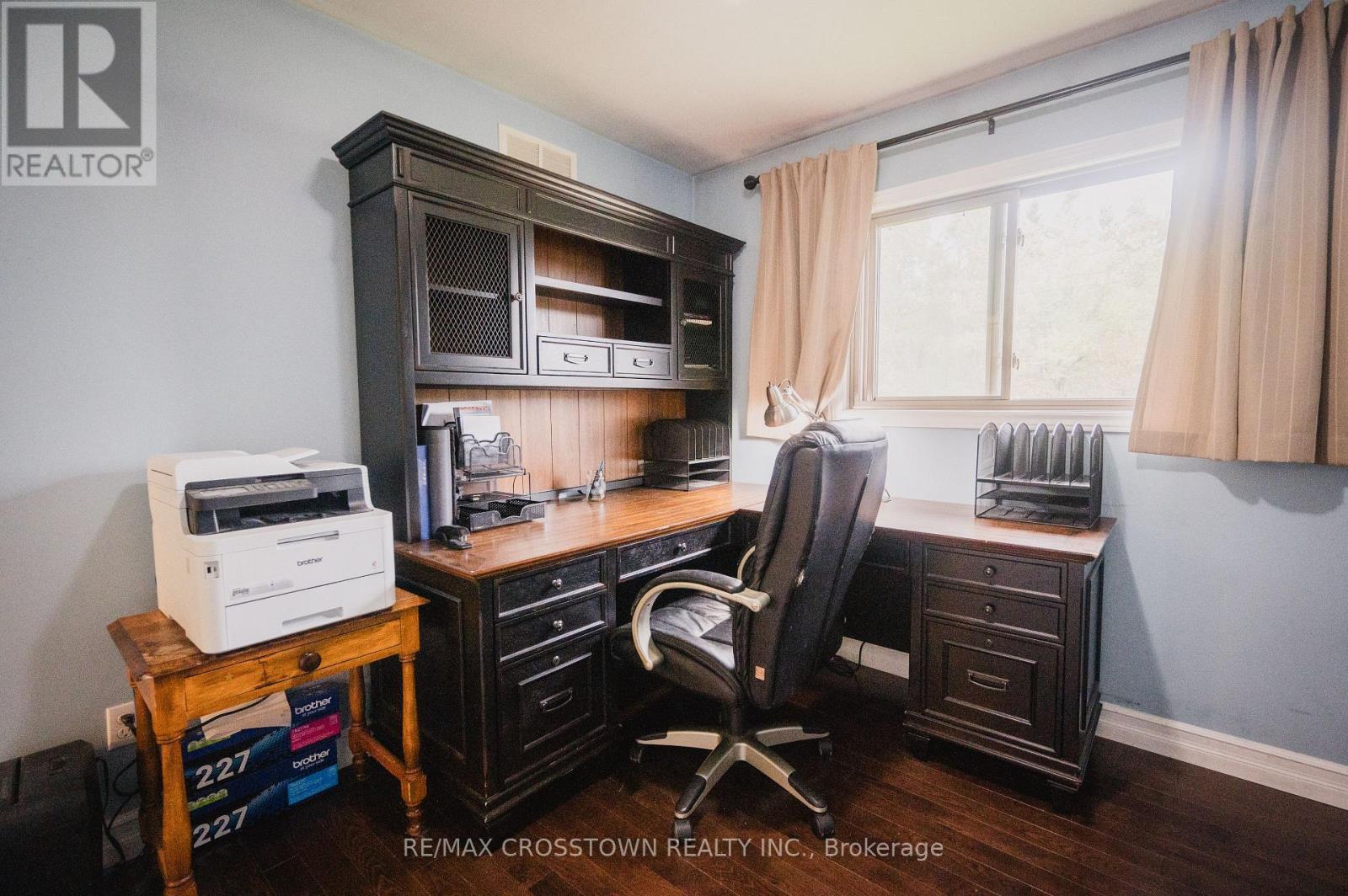 15 Machar/Strong Boundary Road, Strong, ON - Indoor Photo Showing Office