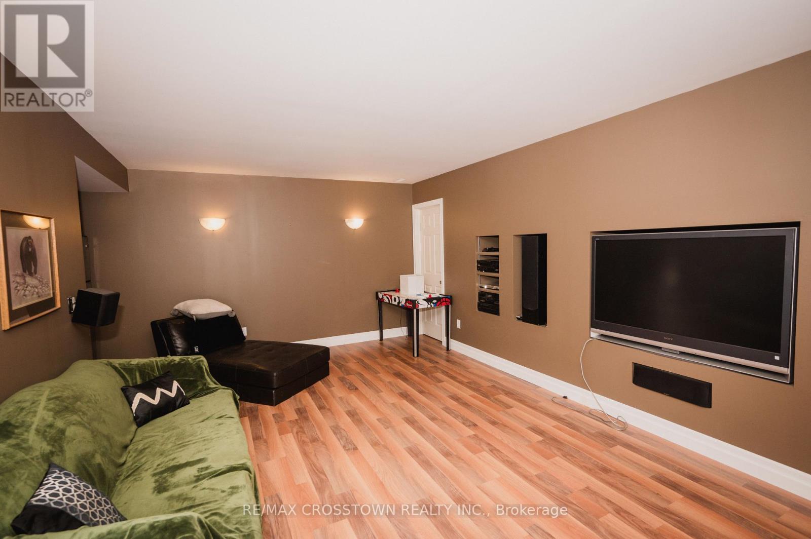 15 Machar/Strong Boundary Road, Strong, ON - Indoor