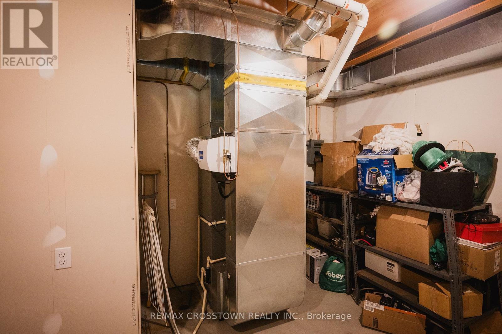 15 Machar/Strong Boundary Road, Strong, ON - Indoor Photo Showing Basement