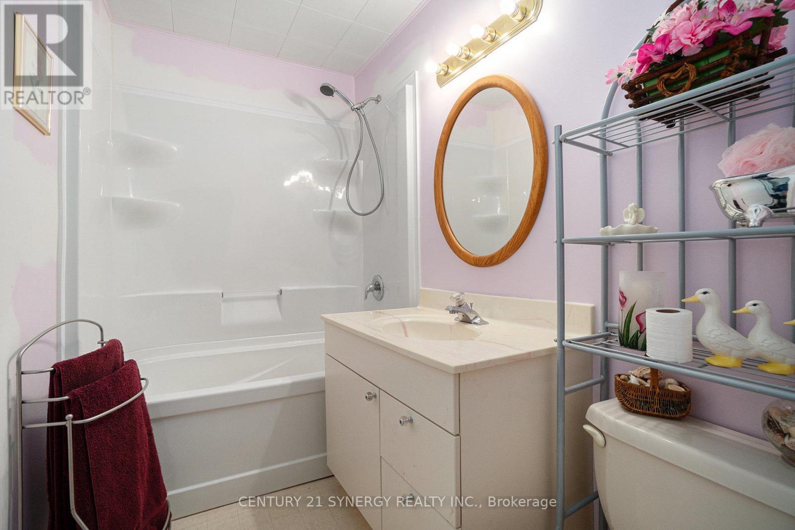 667 Poonamalie Side Rd. Road, Drummond/North Elmsley, ON - Indoor Photo Showing Bathroom