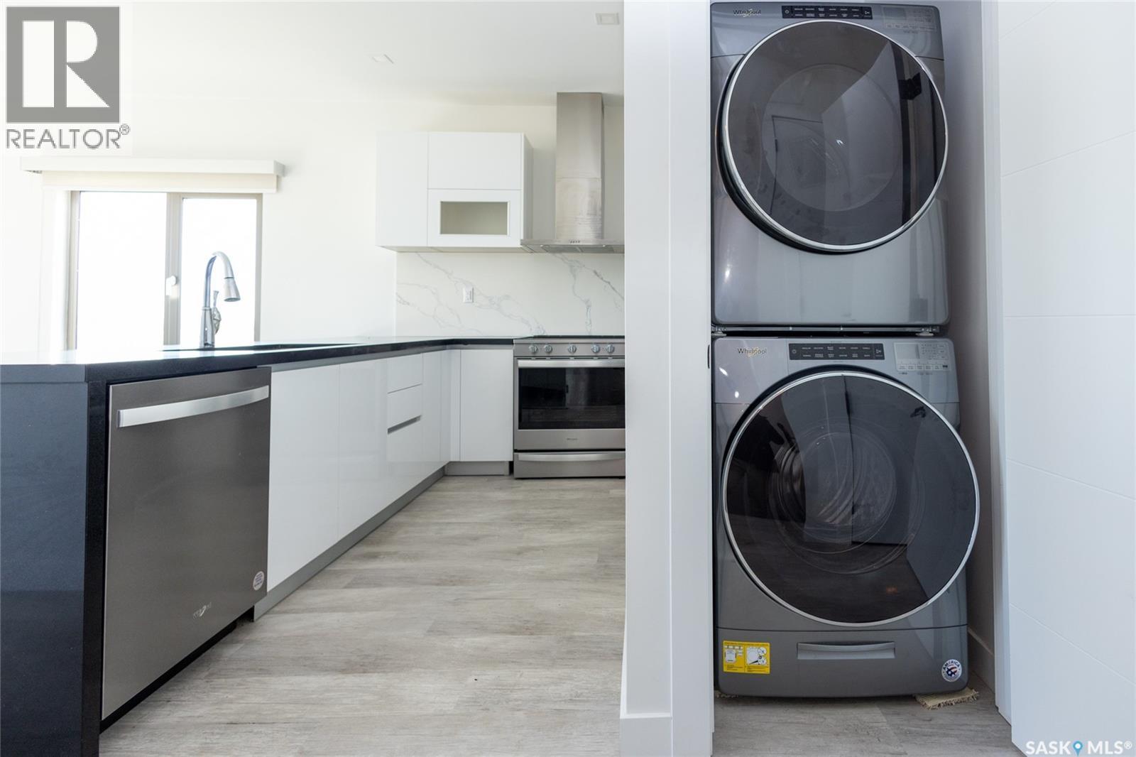 3 298 Prairie Dawn Drive, Dundurn, SK - Indoor Photo Showing Laundry Room