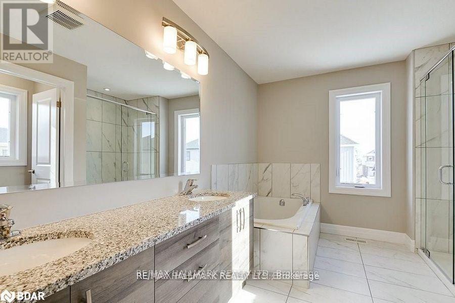 2961 Turner Crescent, London South, ON - Indoor Photo Showing Bathroom