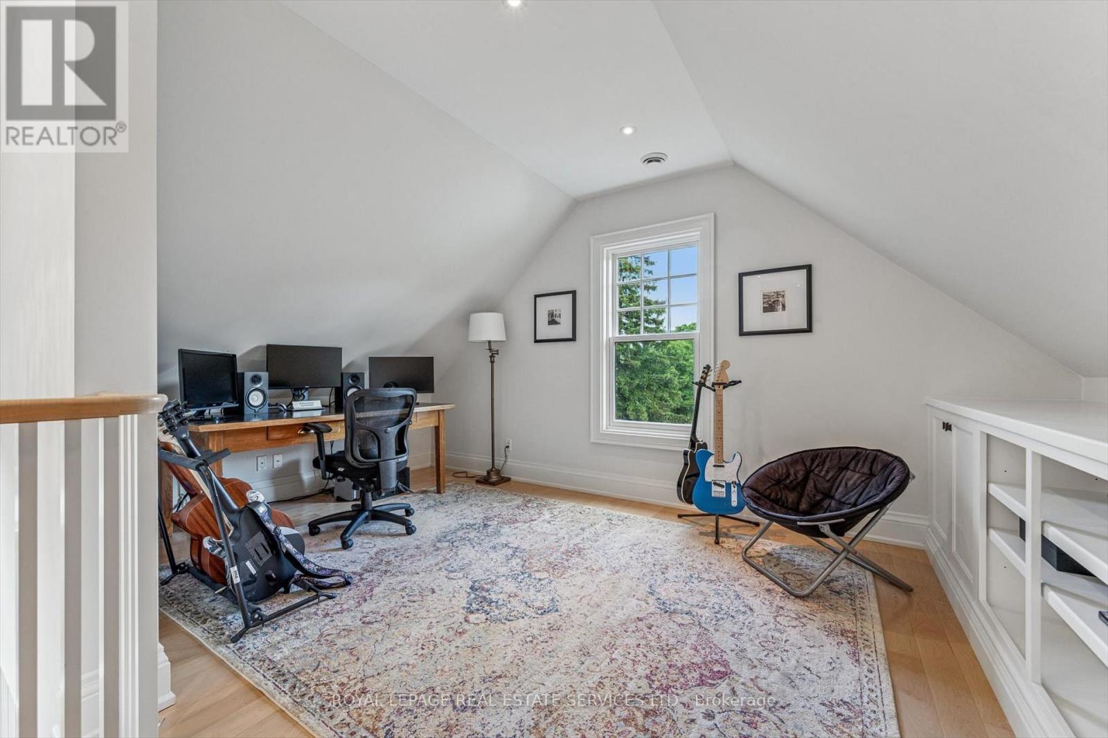 Versatile Den on the Third Level - 335 Lakeshore Road W, Oakville, ON - Indoor Photo Showing Office