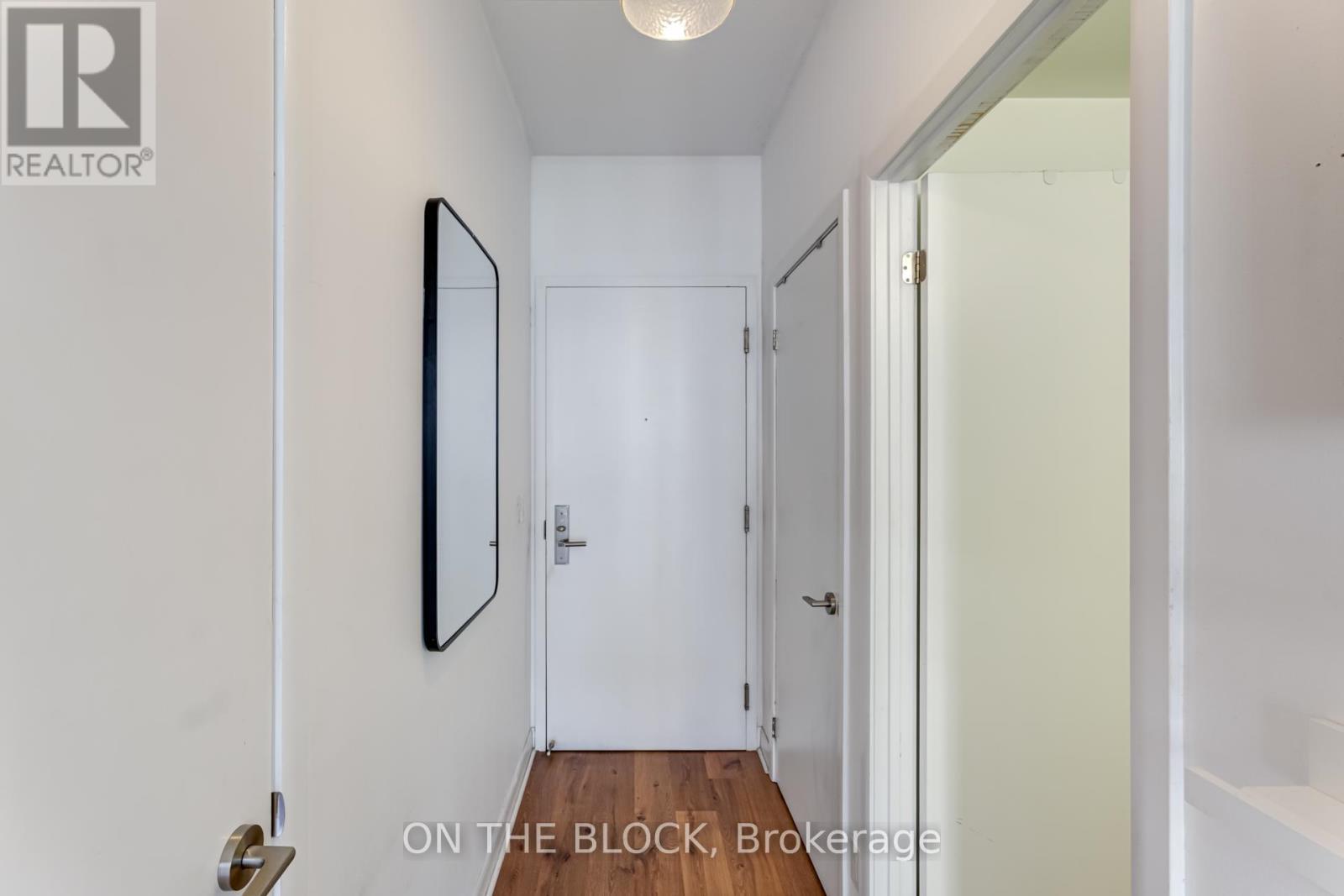 616 - 478 King Street W, Toronto, ON - Indoor Photo Showing Other Room