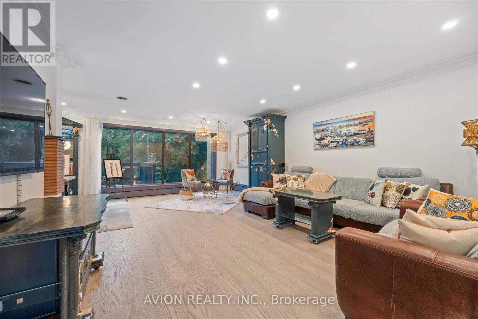 38 Purdon Drive, Toronto, ON - Indoor