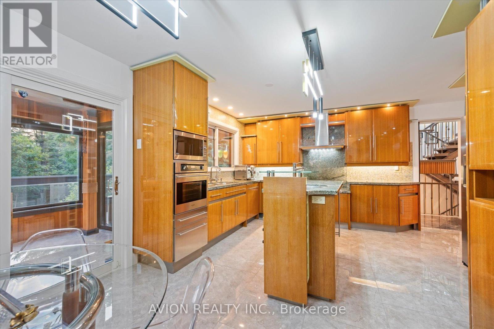 38 Purdon Drive, Toronto, ON - Indoor Photo Showing Kitchen