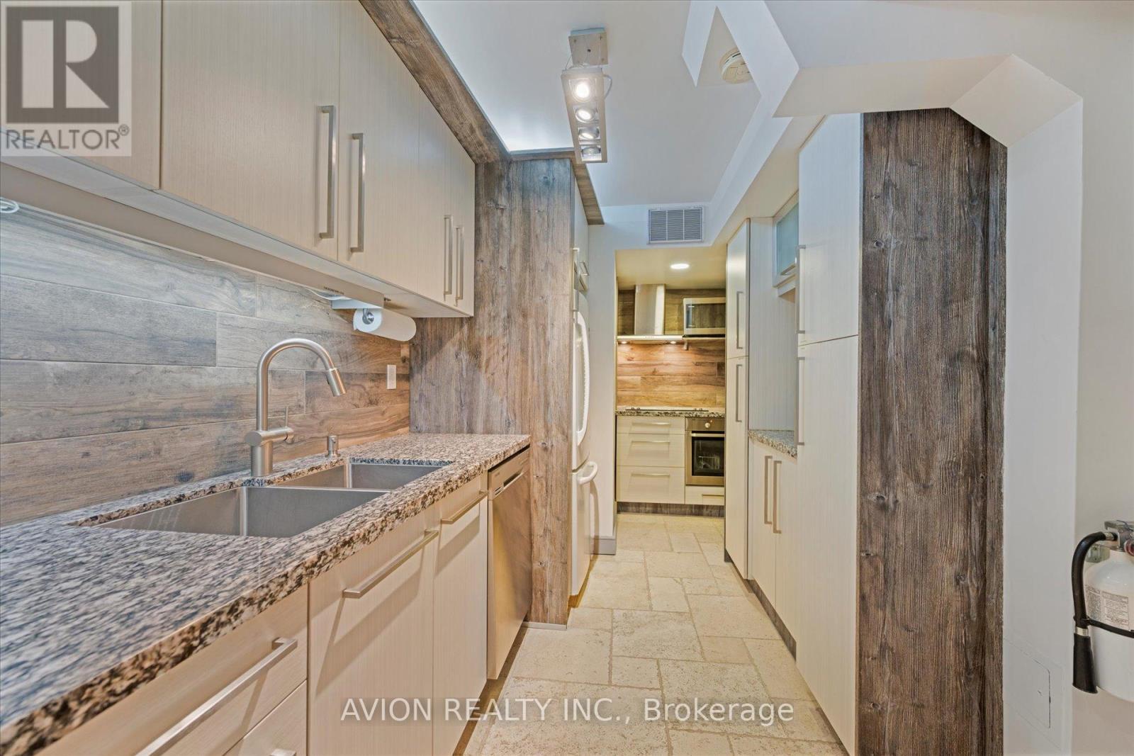38 Purdon Drive, Toronto, ON - Indoor Photo Showing Kitchen With Double Sink