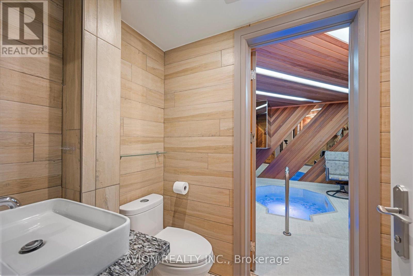 38 Purdon Drive, Toronto, ON - Indoor Photo Showing Bathroom