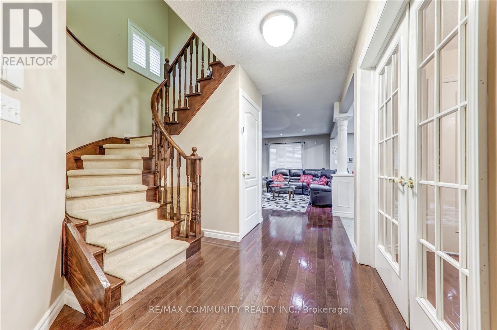 Main - 35 Hartrick Place, Whitby, ON - Indoor Photo Showing Other Room