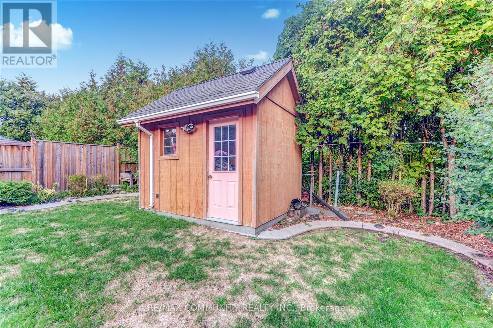 Main - 35 Hartrick Place, Whitby, ON - Outdoor