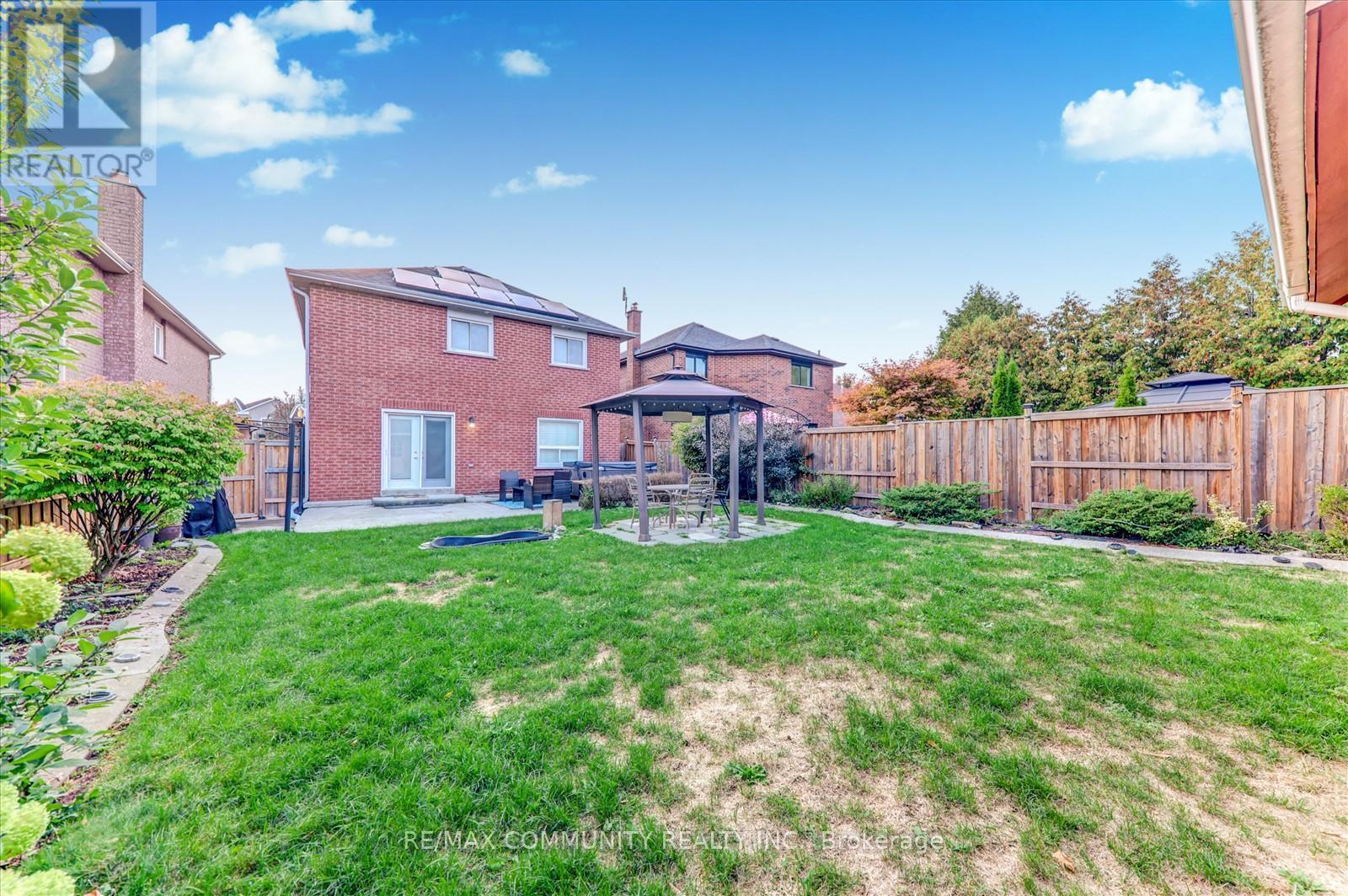 Main - 35 Hartrick Place, Whitby, ON - Outdoor