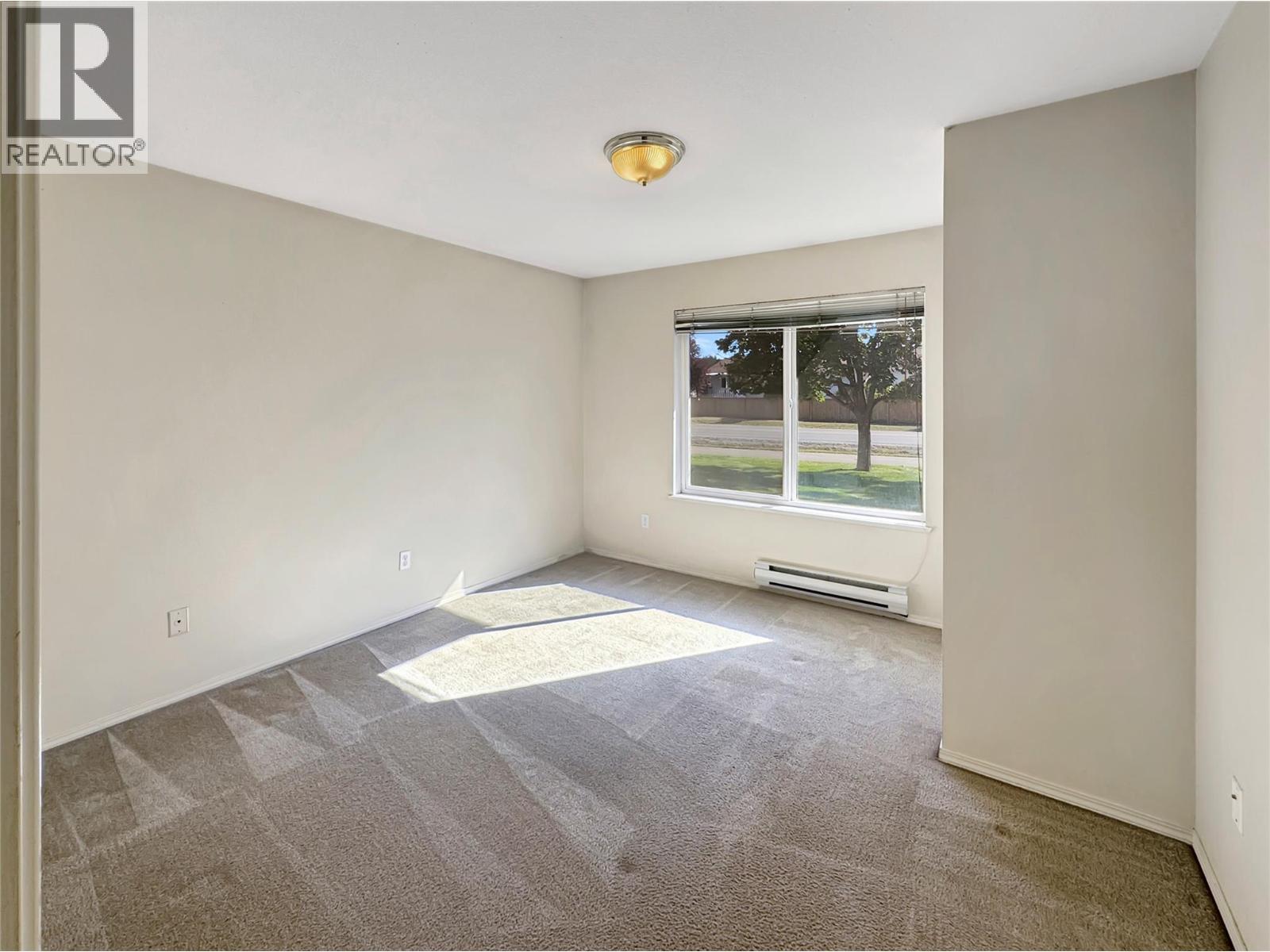 1004 23 Avenue N Unit# 113, Cranbrook, BC - Indoor Photo Showing Other Room