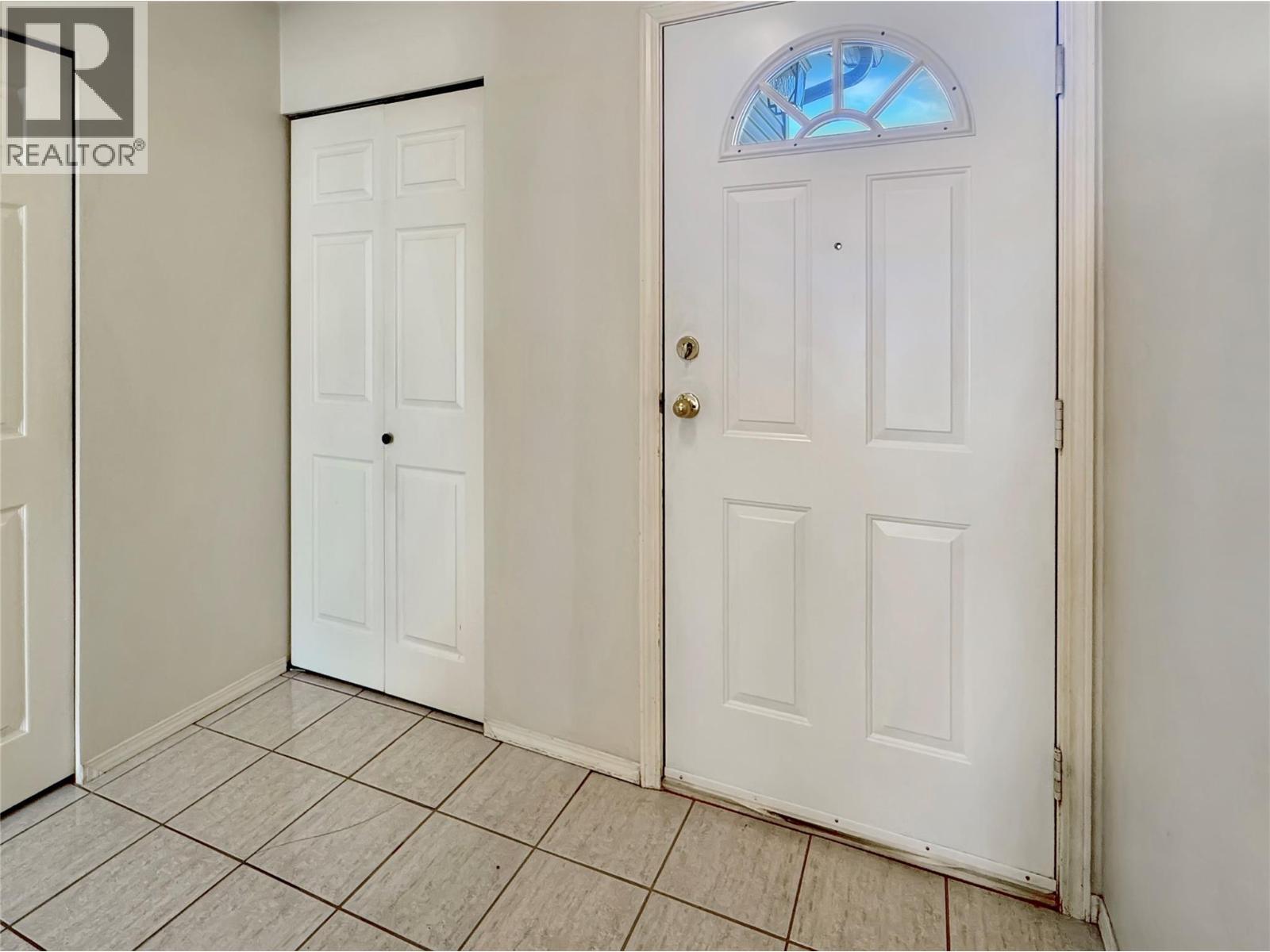 1004 23 Avenue N Unit# 113, Cranbrook, BC - Indoor Photo Showing Other Room