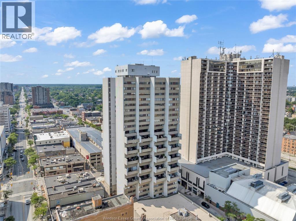 380 Pelissier Street Unit# 1201, Windsor, ON - Outdoor With Facade