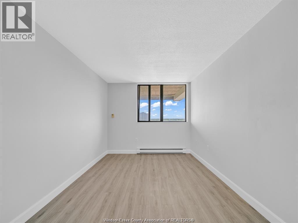 380 Pelissier Street Unit# 1201, Windsor, ON - Indoor Photo Showing Other Room
