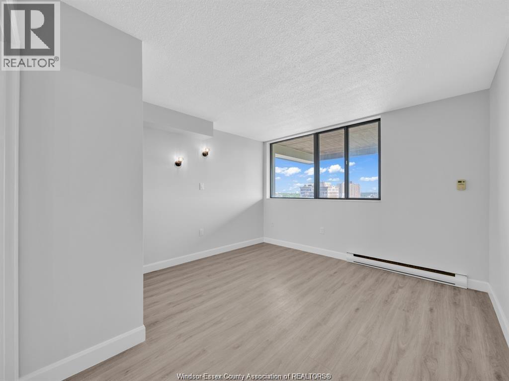 380 Pelissier Street Unit# 1201, Windsor, ON - Indoor Photo Showing Other Room