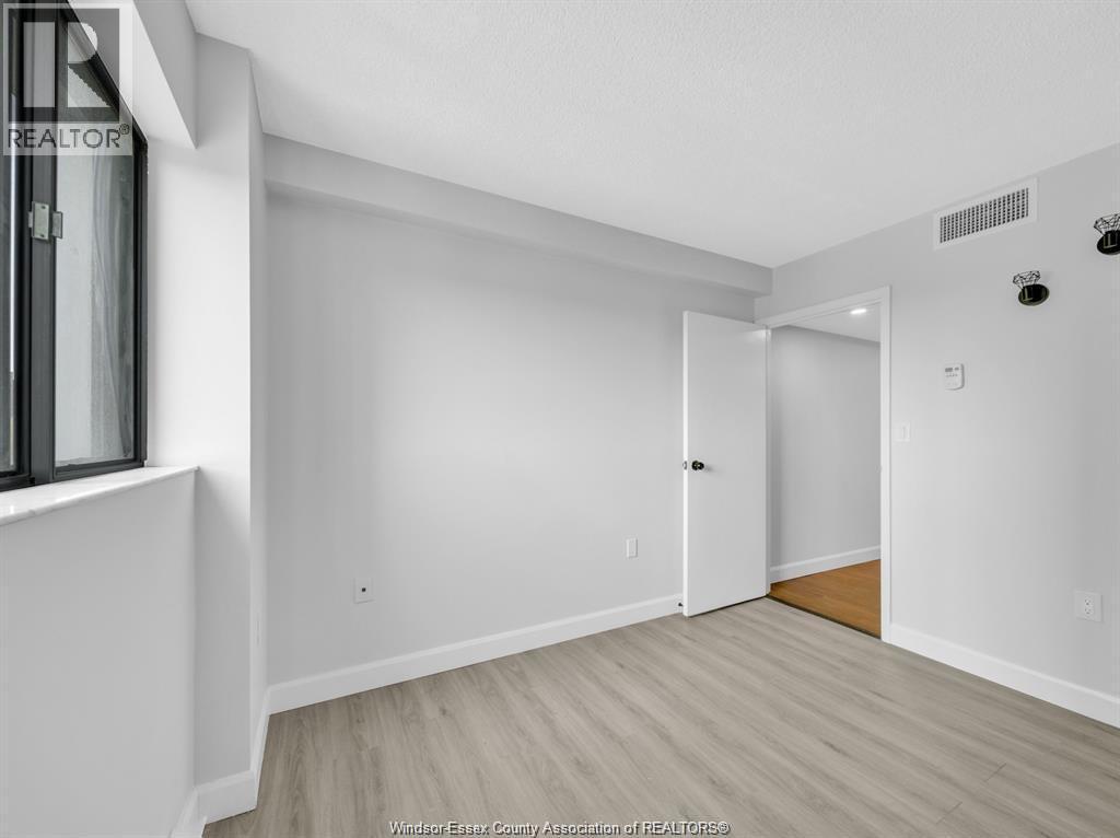 380 Pelissier Street Unit# 1201, Windsor, ON - Indoor Photo Showing Other Room