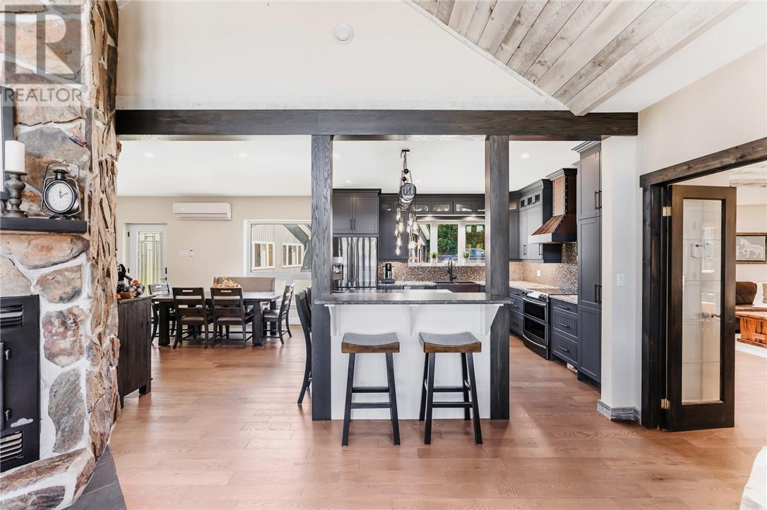 2500 Eden Township Road, Greater Sudbury, ON - Indoor Photo Showing Kitchen With Fireplace With Upgraded Kitchen