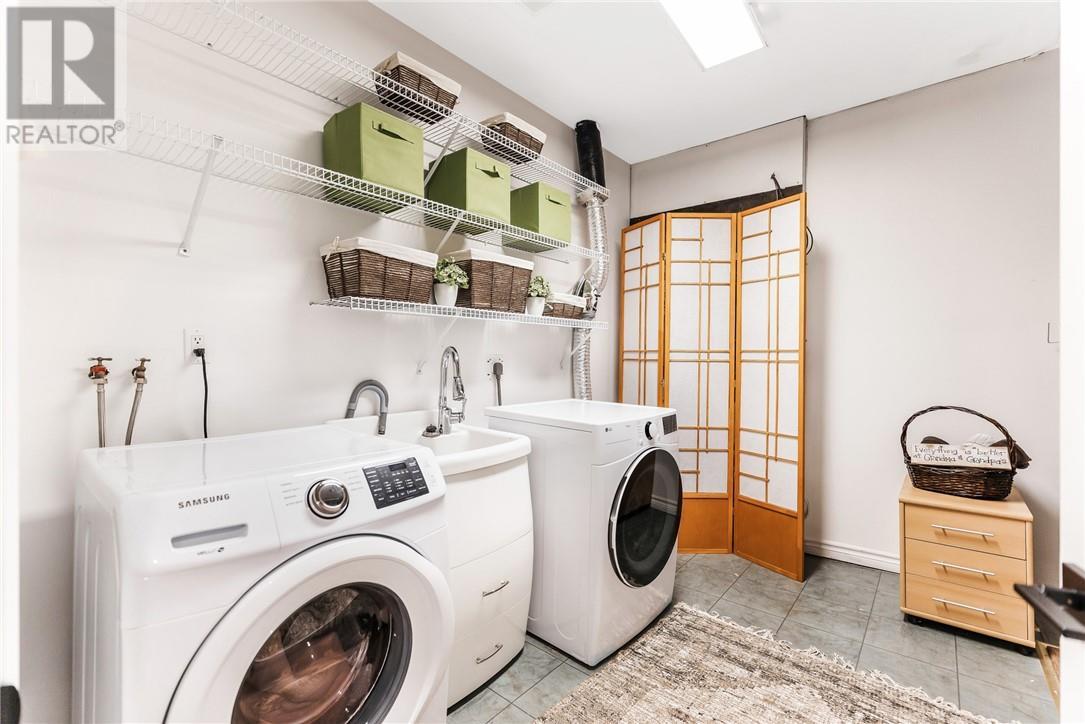 2500 Eden Township Road, Greater Sudbury, ON - Indoor Photo Showing Laundry Room