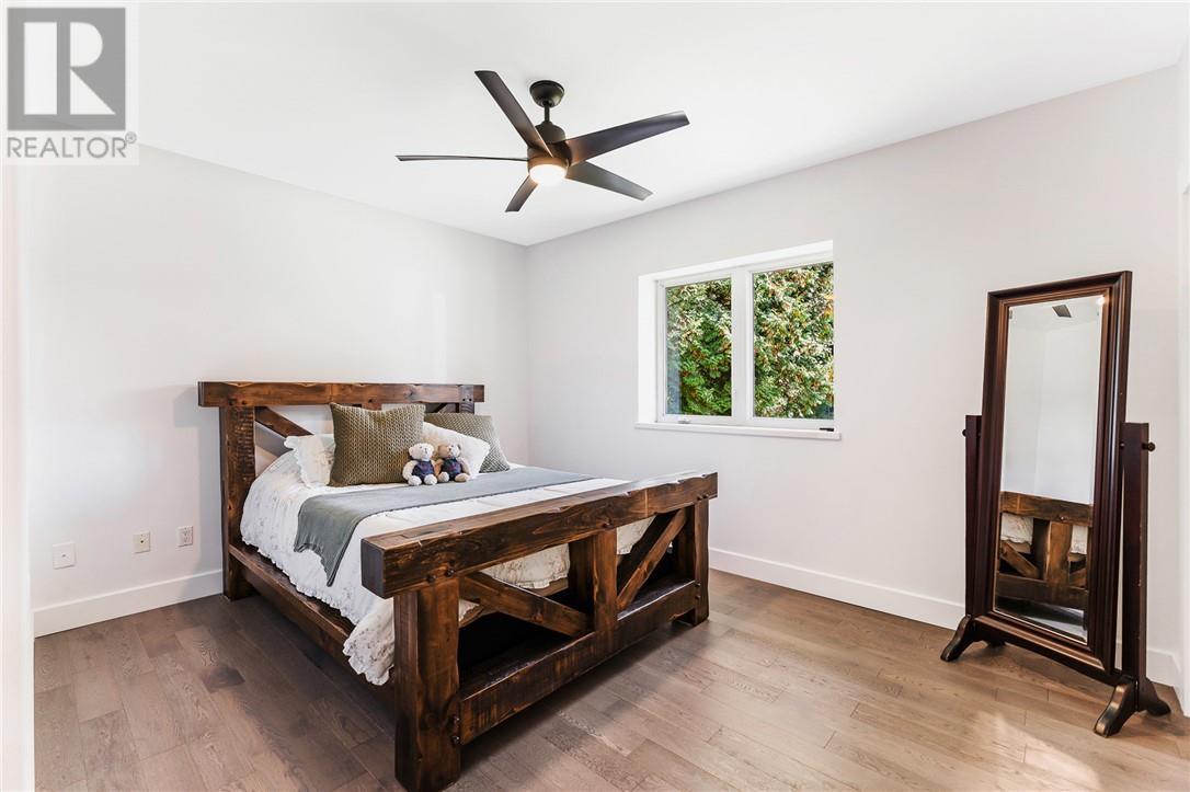 2500 Eden Township Road, Greater Sudbury, ON - Indoor Photo Showing Bedroom