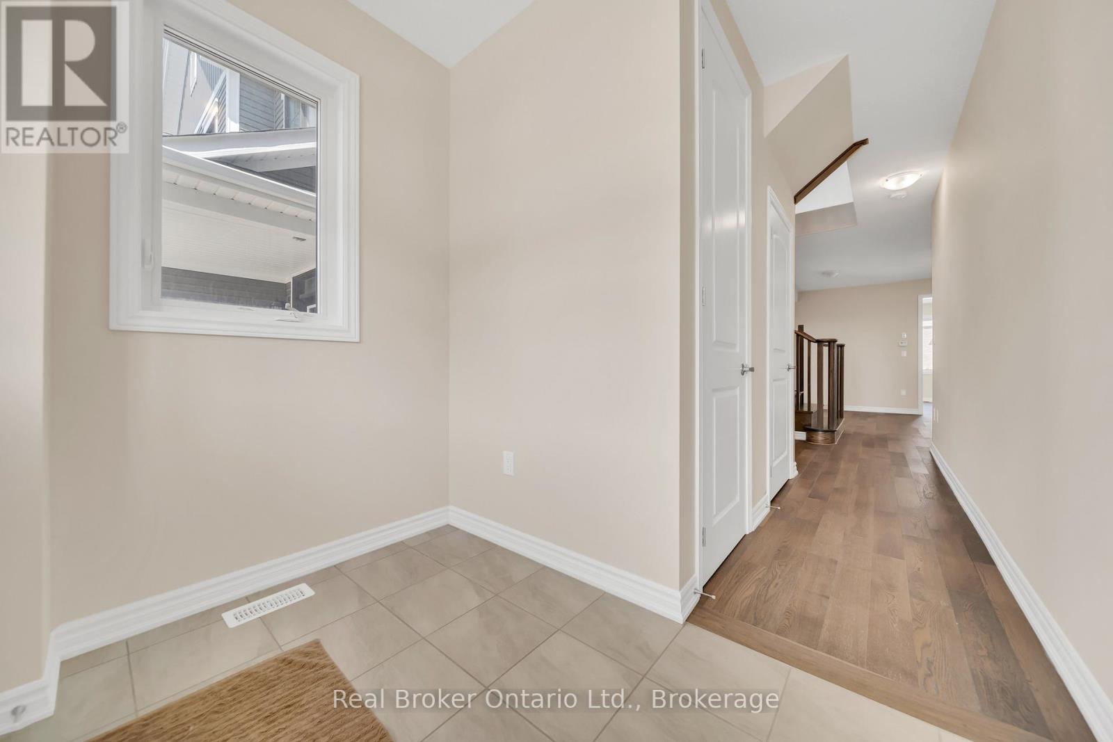 216 Vanilla Trail, Thorold (Rolling Meadows), ON - Indoor Photo Showing Other Room