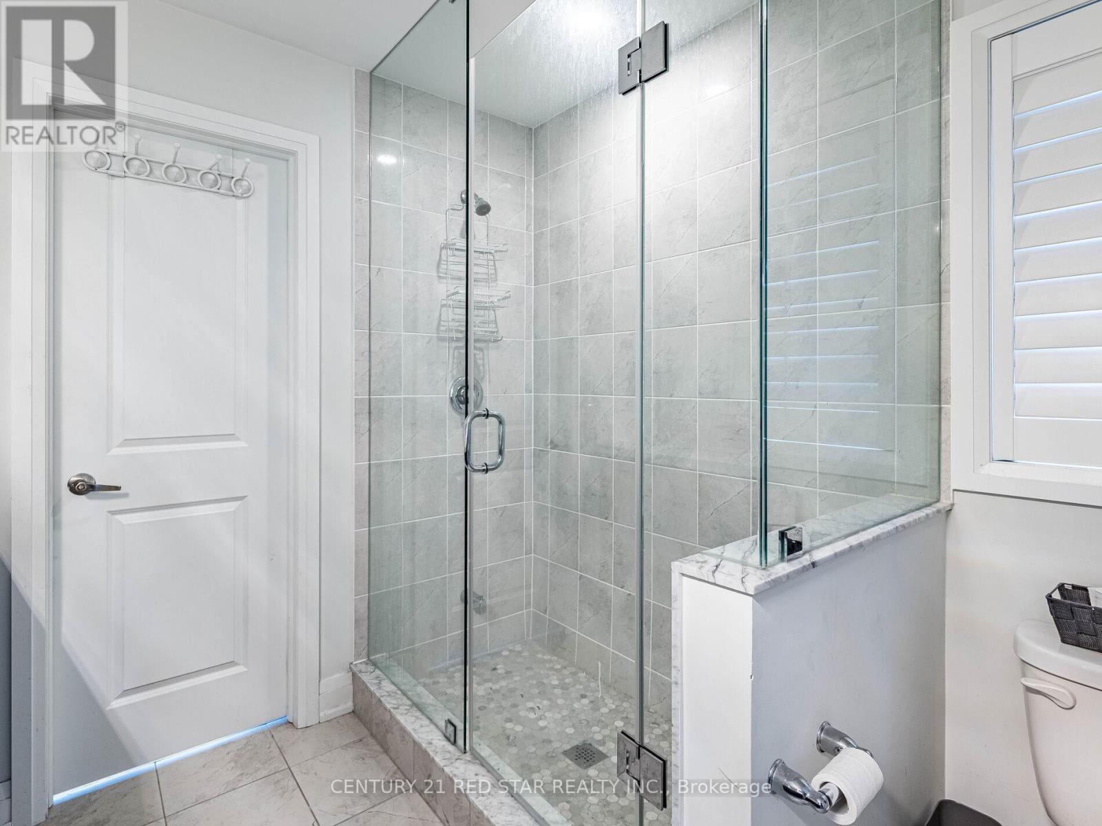 22 Rolling Rock Way, Brampton, ON - Indoor Photo Showing Bathroom