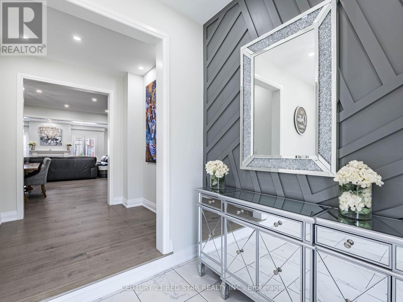 22 Rolling Rock Way, Brampton, ON - Indoor Photo Showing Other Room