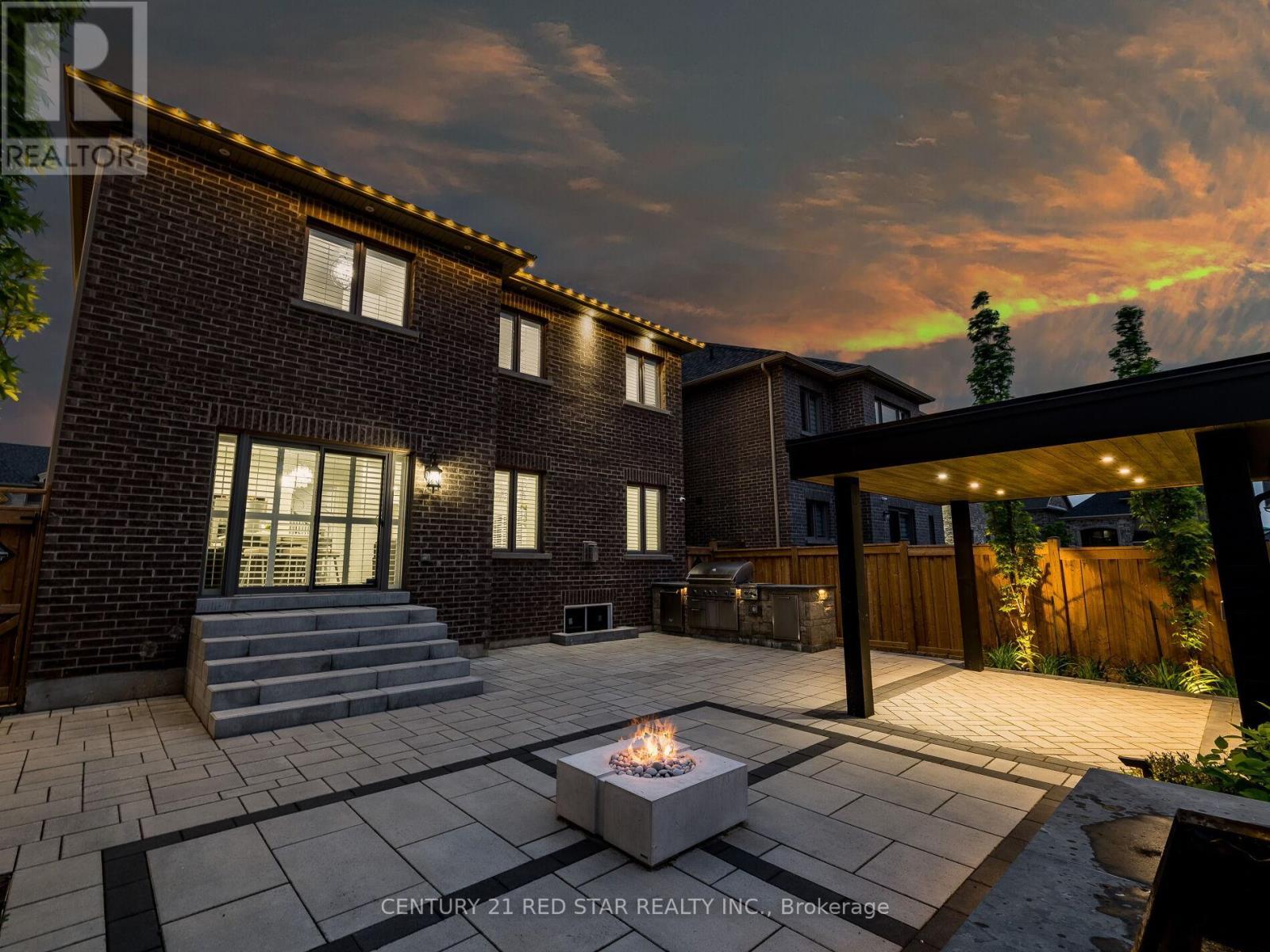 22 Rolling Rock Way, Brampton, ON - Outdoor With Deck Patio Veranda