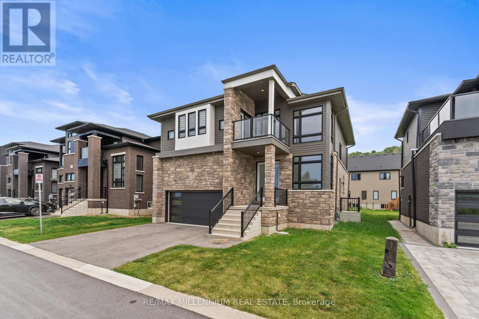113 Sebastian Street, Blue Mountains, ON - Outdoor With Balcony With Facade