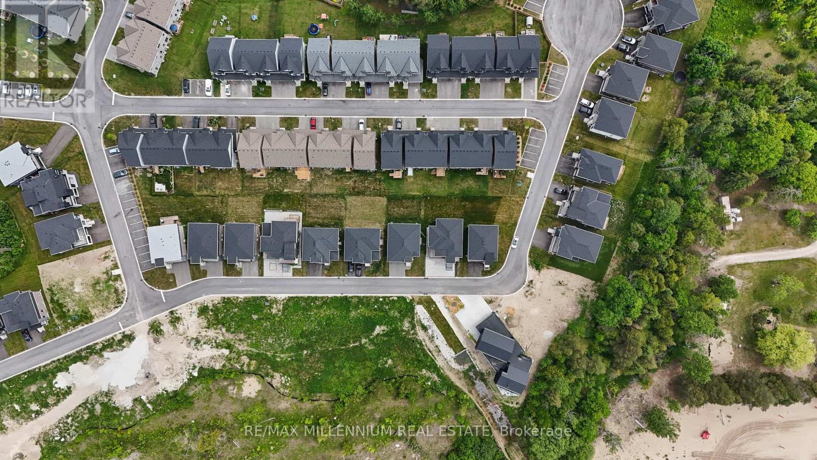 113 Sebastian Street, Blue Mountains, ON - With View