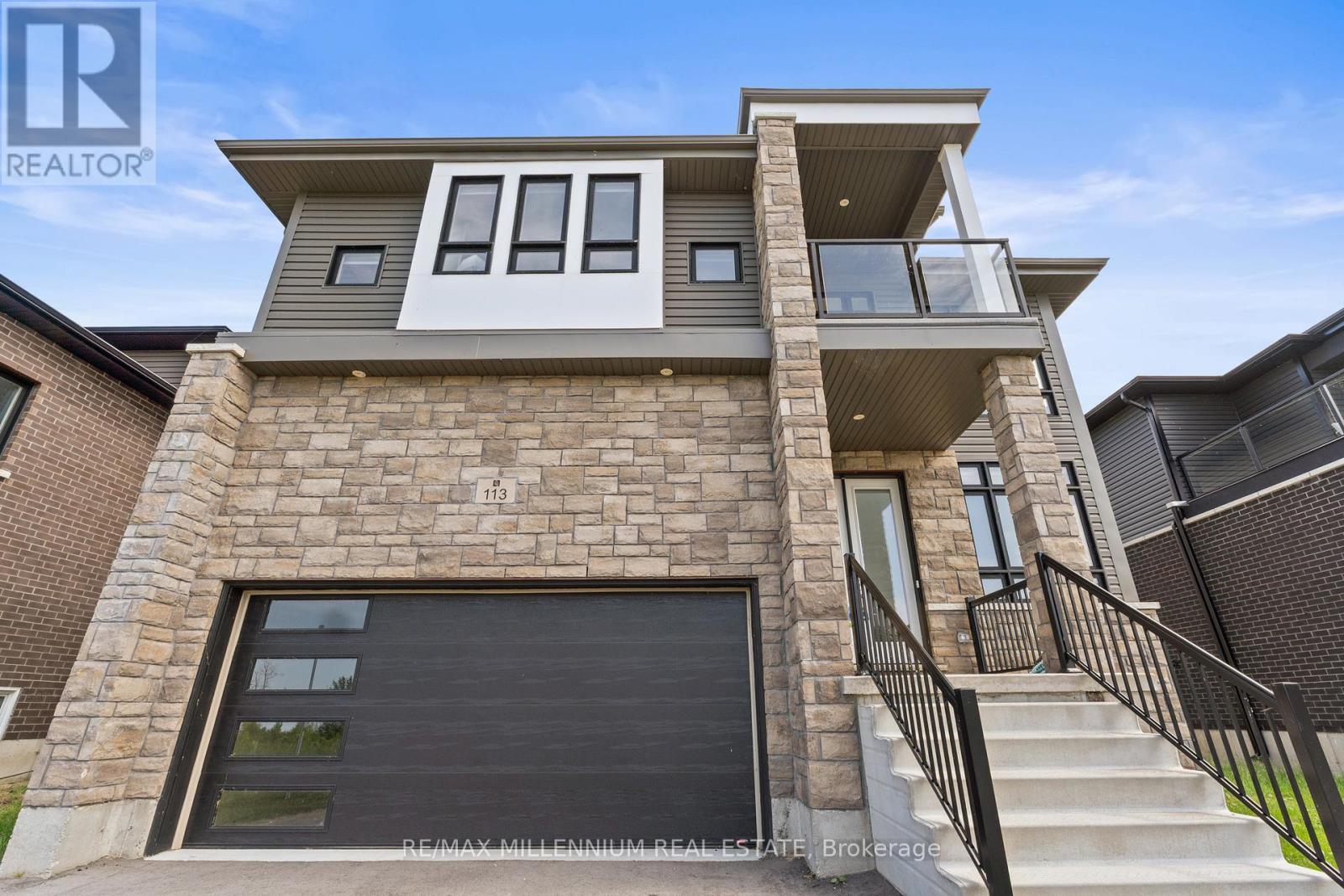 113 Sebastian Street, Blue Mountains, ON - Outdoor With Balcony