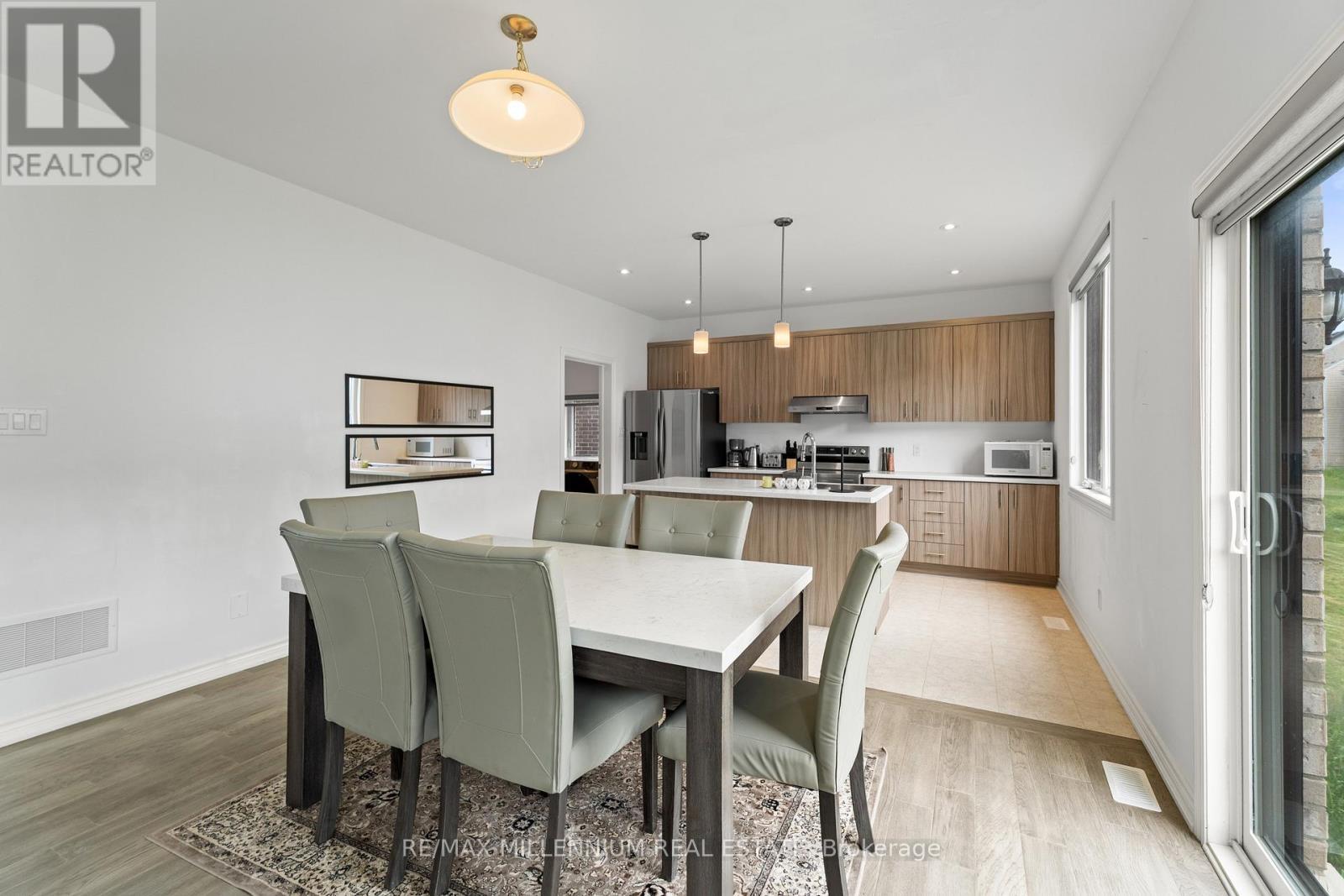 113 Sebastian Street, Blue Mountains, ON - Indoor