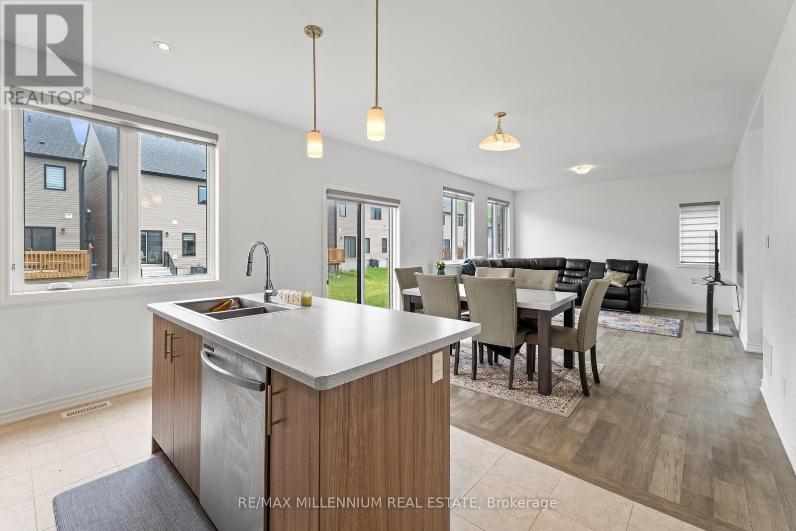 113 Sebastian Street, Blue Mountains, ON - Indoor