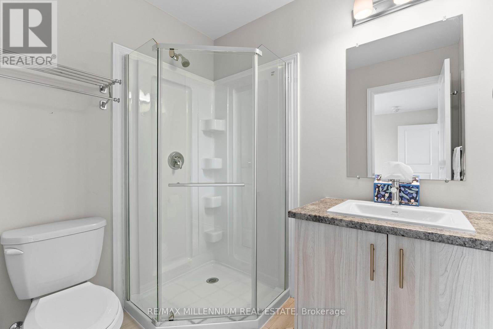 113 Sebastian Street, Blue Mountains, ON - Indoor Photo Showing Bathroom