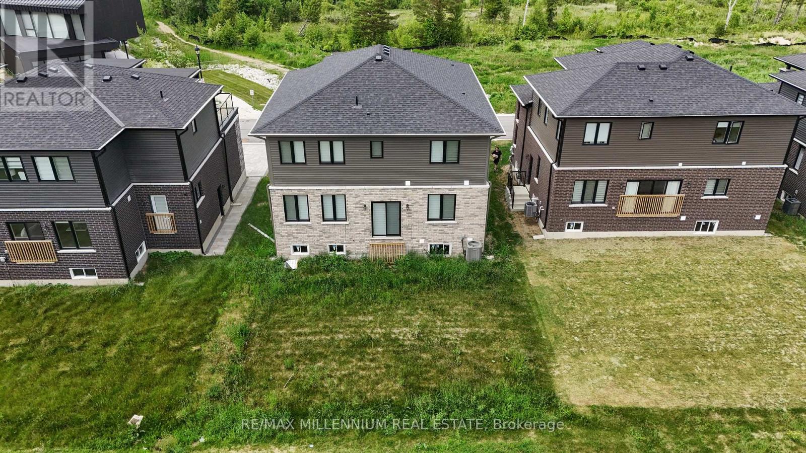 113 Sebastian Street, Blue Mountains, ON - Outdoor