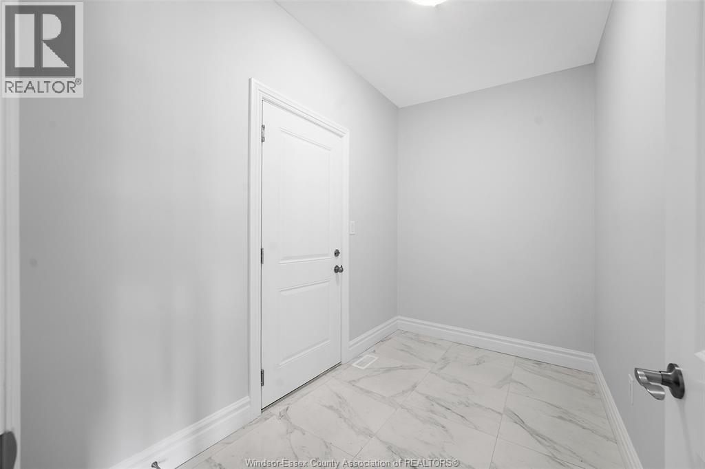 85 Kingsbridge, Amherstburg, ON - Indoor Photo Showing Other Room