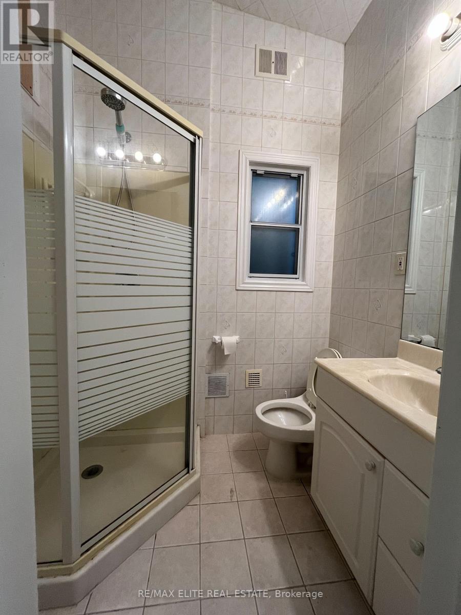 Main Floor - 49 Viamede Crescent, Toronto, ON - Indoor Photo Showing Bathroom