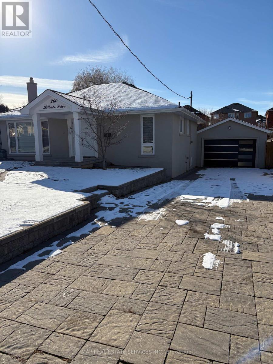 260 Hillside Drive, Mississauga, ON - Outdoor