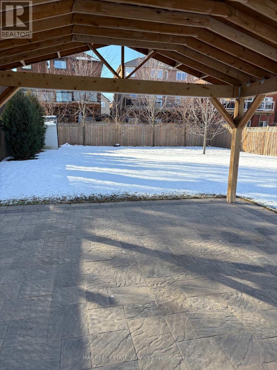 260 Hillside Drive, Mississauga, ON - Outdoor