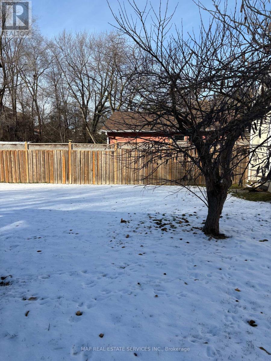 260 Hillside Drive, Mississauga, ON - Outdoor