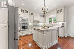 Large Centre Island -