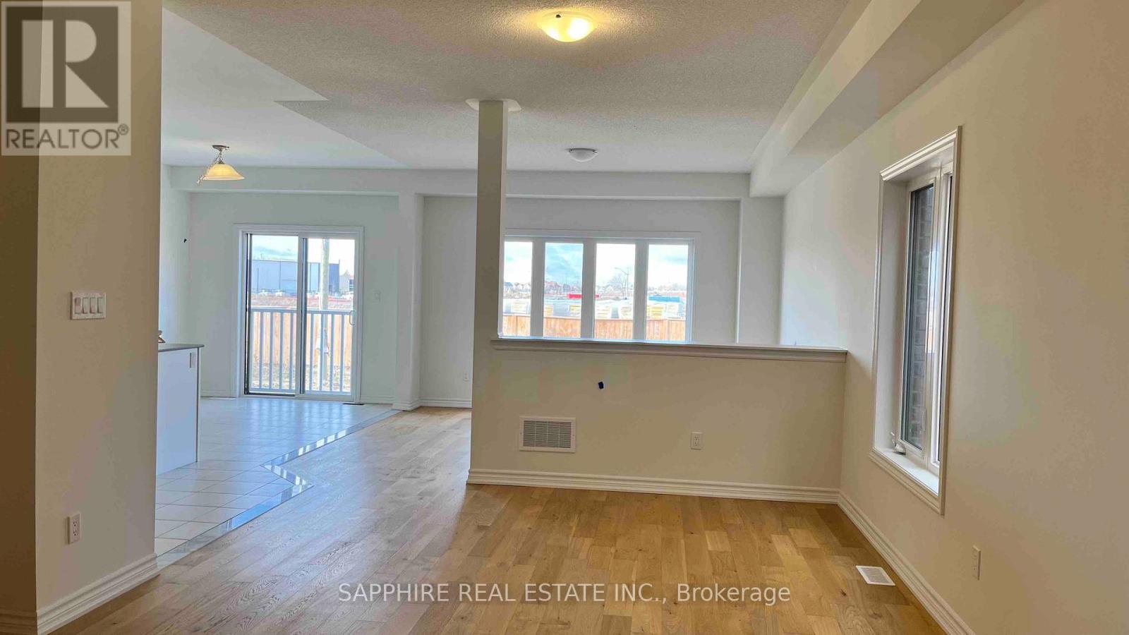 242 Palace Street, Thorold, ON - Indoor Photo Showing Other Room